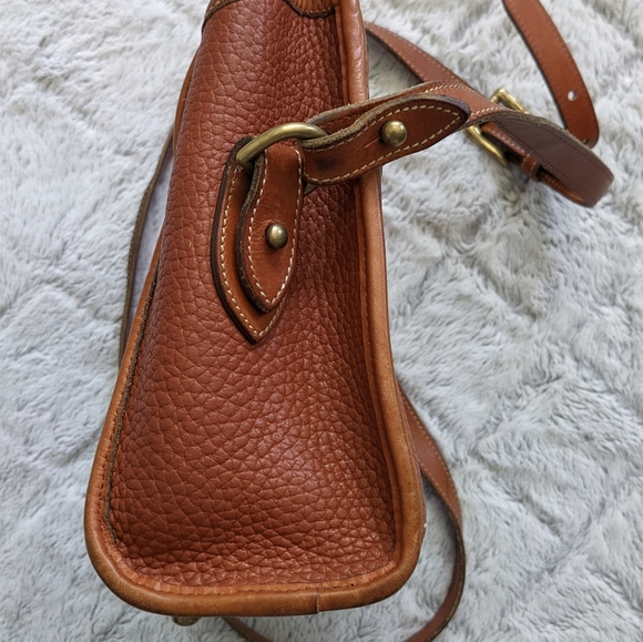 Dooney & Bourke Vintage Leather Purse Crossbody Brass Buckle Pebbled All Weather - Picture 10 of 10